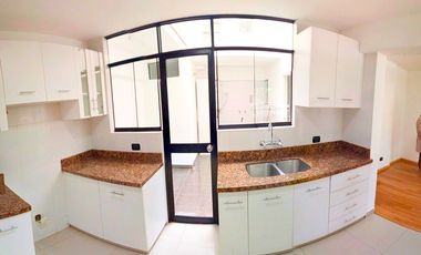 Surco TAMBO DE MONTERRICO - DUPLEX Primer Piso de 3 Dorm + 2 Cocheras