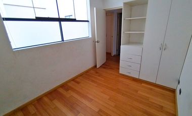 Surco TAMBO DE MONTERRICO - DUPLEX Primer Piso de 3 Dorm + 2 Cocheras