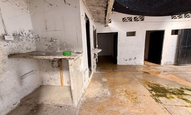 CASA LOTE A DOS CUADRAS UNIVERSIDAD DE IBAGUE BARRIO AMBALA CERCA AV