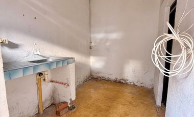 CASA LOTE A DOS CUADRAS UNIVERSIDAD DE IBAGUE BARRIO AMBALA CERCA AV