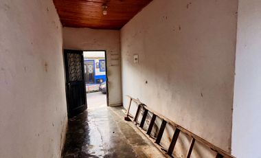 CASA LOTE A DOS CUADRAS UNIVERSIDAD DE IBAGUE BARRIO AMBALA CERCA AV