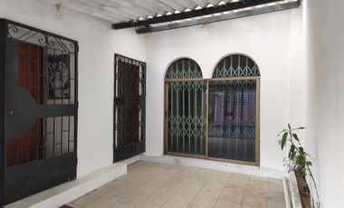 Departamento de alquiler en la Alborada, 1 parqueo, 2 dormitorios, P. Baja.