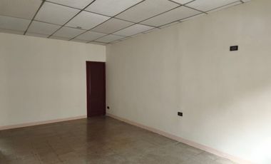 Departamento de alquiler en la Alborada, 1 parqueo, 2 dormitorios, P. Baja.