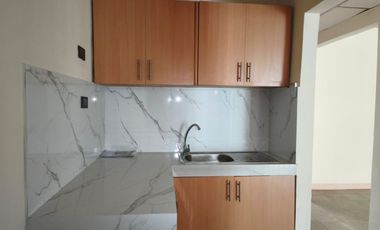 Departamento de alquiler en la Alborada, 1 parqueo, 2 dormitorios, P. Baja.