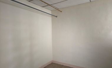 Departamento de alquiler en la Alborada, 1 parqueo, 2 dormitorios, P. Baja.