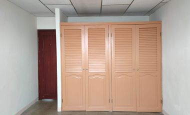 Departamento de alquiler en la Alborada, 1 parqueo, 2 dormitorios, P. Baja.