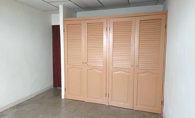 Departamento de alquiler en la Alborada, 1 parqueo, 2 dormitorios, P. Baja.