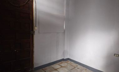 Departamento de alquiler en la Alborada, 1 parqueo, 2 dormitorios, P. Baja.