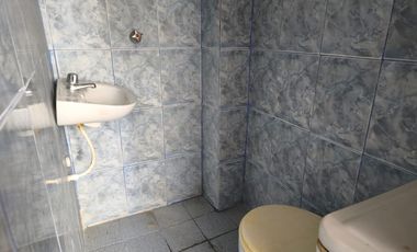 Departamento de alquiler en la Alborada, 1 parqueo, 2 dormitorios, P. Baja.