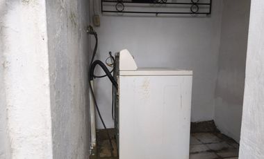 Departamento de alquiler en la Alborada, 1 parqueo, 2 dormitorios, P. Baja.