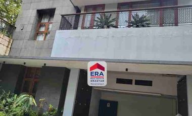 Jual rumah mewah dan murah di premium area Dukuh Patra Jakarta Selatan