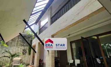 Jual rumah mewah dan murah di premium area Dukuh Patra Jakarta Selatan