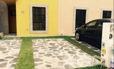 DEPARTAMENTO EN VENTA EN CLUB DE GOLF ZIRANDARO GTO. TU OPORTUNIDAD!!