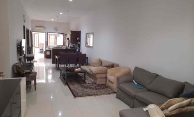 Dijual Rumah Cantik Siap Huni di Cinere