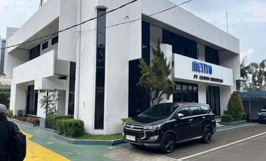 Disewakan Gedung Untuk Bisnis dan Kantor di Ampera Jakarta Selatan