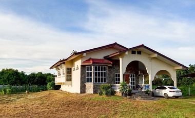 Ready-to-Move-In Single House at the End of a Private Alley – Spacious Plot in Hua Samrong, Plaeng Yao, Chachoengsao