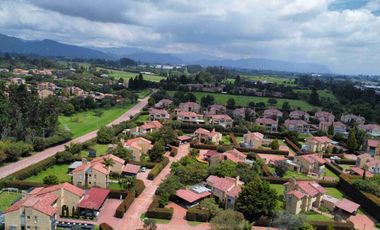 Arriendo casa en san Simón a 5 min cc bima