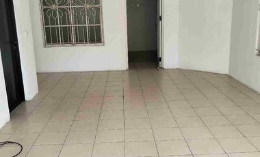 Disewakan rumah rapi siap huni taman Spain Lippo Karawaci Utara