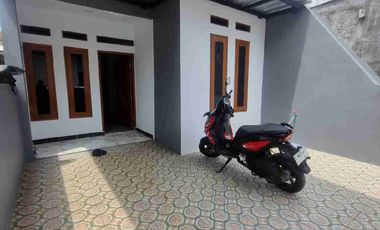 Jual cepat Rumah baru 400juta sudah baliknama dekat st Pondok Rajeg Cibinong