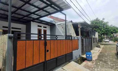 Jual cepat Rumah baru 400juta sudah baliknama dekat st Pondok Rajeg Cibinong