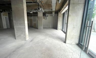 ARRIENDO Local Comercial de 203,86m2, Metro Manuel Montt