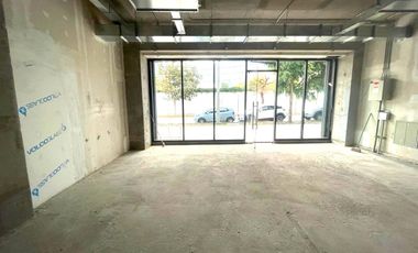ARRIENDO Local Comercial de 113,18, Metro Manuel Montt