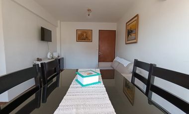 ALQUILER TEMPORARIO | ESMERALDA12 – Piso 12 balcón vista a las Sierras | Centro / Nueva Córdoba