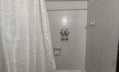 ALQUILER TEMPORARIO | ESMERALDA12 – Piso 12 balcón vista a las Sierras | Centro / Nueva Córdoba