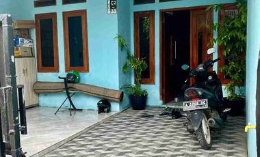 rumah minimalis depan kampus deket moss serang