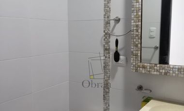 Departamento con vista directa de 180° al mar, en venta en el sector de San Lorenzo, Salinas, de 3 dormitorios totalmente amoblado y al pie del maleco