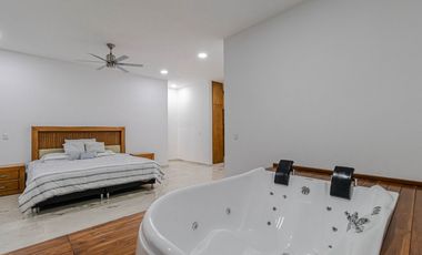 ESPECTACULAR RESIDENCIA EN VENTA 6 REC A ZONA SUR DE CUERNA SEGURIDAD