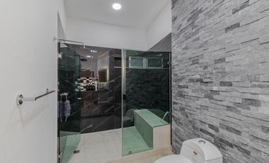 ESPECTACULAR RESIDENCIA EN VENTA 6 REC A ZONA SUR DE CUERNA SEGURIDAD