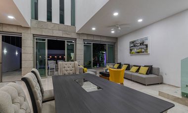 ESPECTACULAR RESIDENCIA EN VENTA 6 REC A ZONA SUR DE CUERNA SEGURIDAD