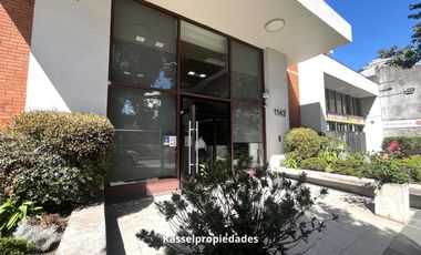 Se arrienda departamento amoblado con estacionamiento en Concepción.