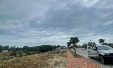 Venta de terreno cerca al mar en Olón