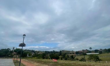 Venta de terreno cerca al mar en Olón