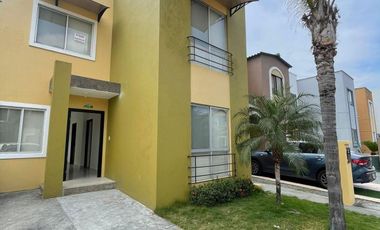 Renta de Casa Urbanización La Joya, Guayaquil