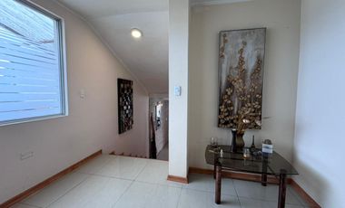 🏡 VENTA DE CASA AMPLIA – SECTOR ISAAC ALBÉNIZ