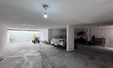 🏡 VENTA DE CASA AMPLIA – SECTOR ISAAC ALBÉNIZ