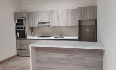 SE ARRIENDA CASA EN CENTRO DE CONSTITUCIÓN.