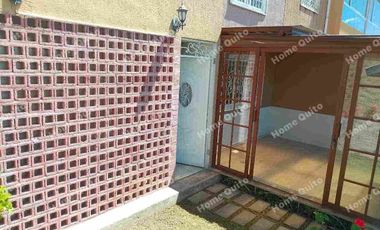 CASA EN RENTA DE TRES DORMITORIOS EN CONOCOTO