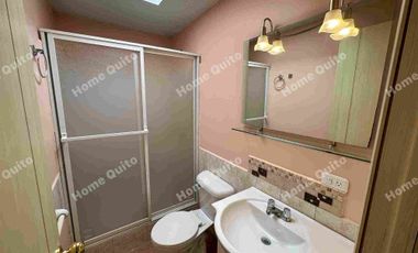 CASA EN RENTA DE TRES DORMITORIOS EN CONOCOTO