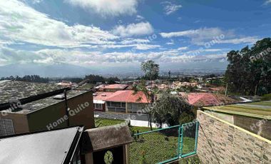 CASA EN RENTA DE TRES DORMITORIOS EN CONOCOTO