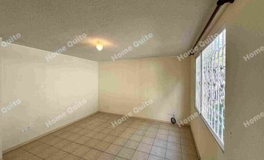 CASA EN RENTA DE TRES DORMITORIOS EN CONOCOTO
