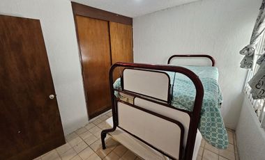 CASA DE UN PISO CON DEPARTAMENTO EN P.A. PARA INVERSIÓN