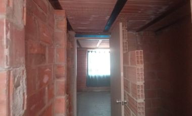 SE VENDE CASA REMODELADA EN SOACHA