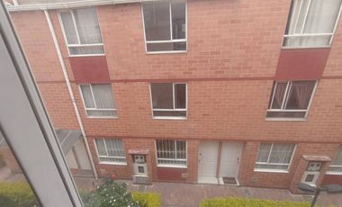 SE VENDE CASA REMODELADA EN SOACHA