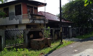 Dijual Murah Bngt Rumah Lama 2 lantai di Pondok Kelapa Duren Sawit Jakarta Timur
