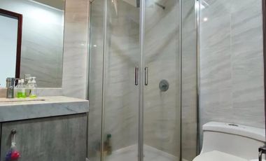 VENDO HERMOSO TRIPLEX 208M2 - 4 DORM JACUZZI SURCO