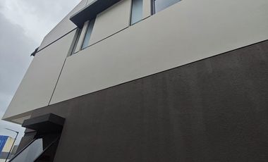 Disewakan Rumah Eksclusif Cendana Xpana Karawaci Lokasi Strategis